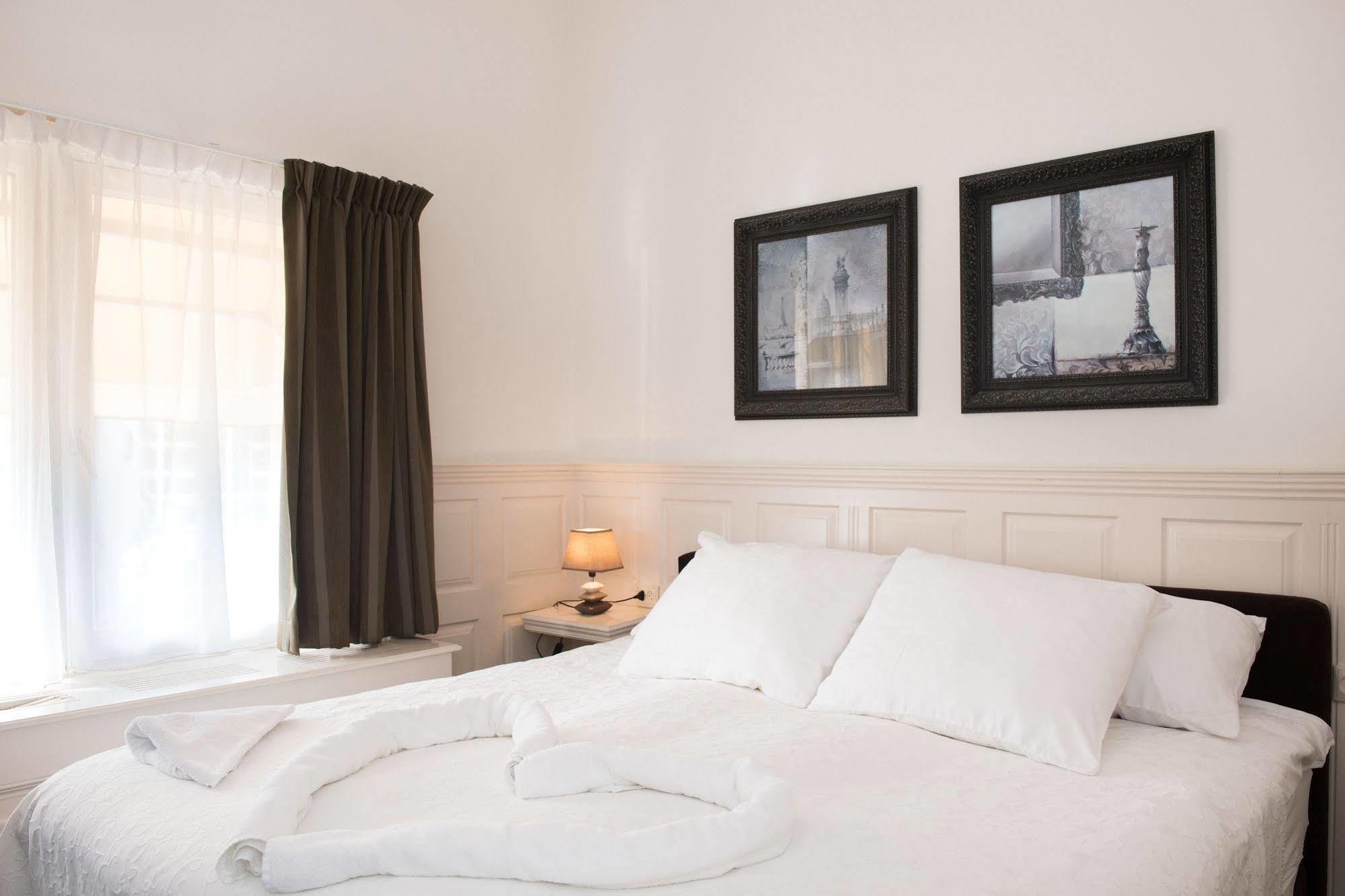 & Bella Vista Aparthotel 3*
